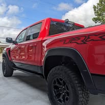 How to Detail a Car Before Selling It