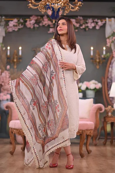 Pakistani Eid Dresses – Elegant Festive Outfits for Women