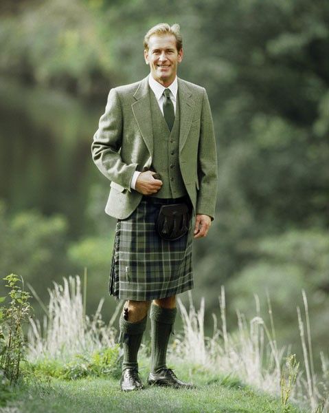 Tweed Kilt Jacket – Heritage Style Refined by Skylarkinfantry